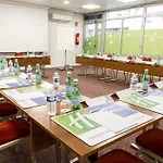 فندق Express By Ihg