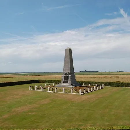 Express By Ihg Hotel 3*