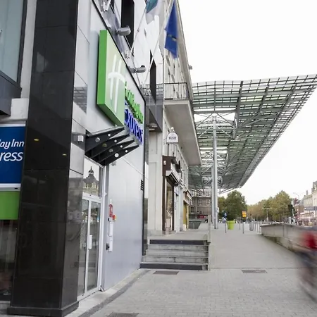 Express By Ihg Hotel 3*