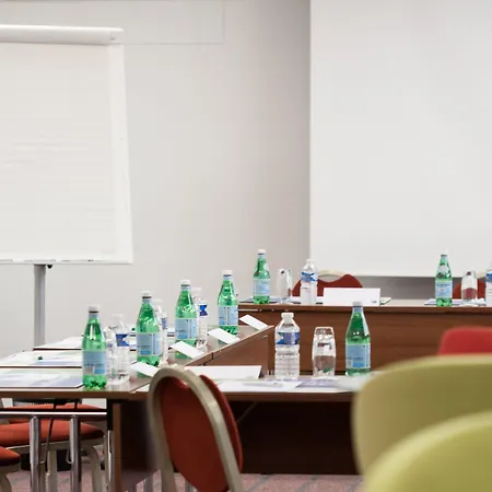 Express By Ihg 3*