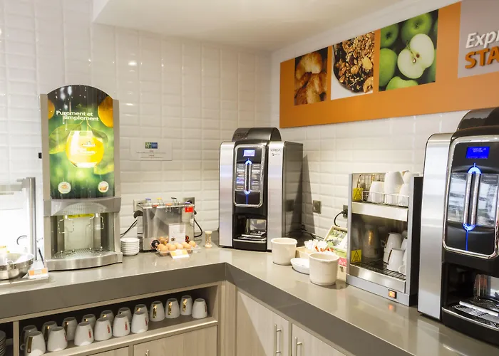 Express By Ihg Hotel 3*