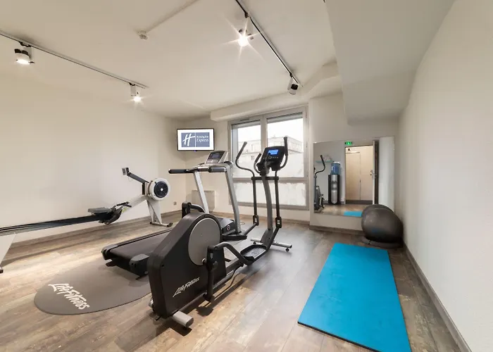 Express By Ihg Hotel